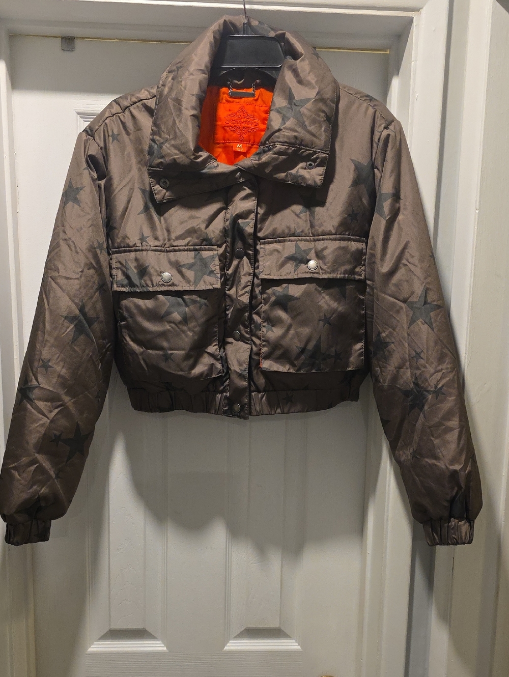 Jou Jou Green Star-Print Cropped Puffer Jacket with Orange Lining